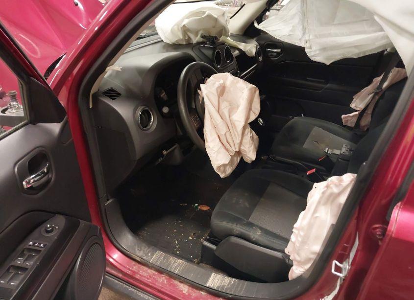 Photo 5 of 2016 Jeep Patriot SPORT (VIN 1C4NJRBB1GD544693)