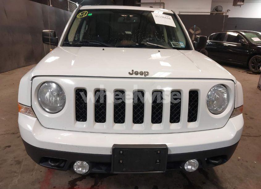 Photo 12 of 2012 Jeep Patriot SPORT (VIN 1C4NJRBB2CD513253)