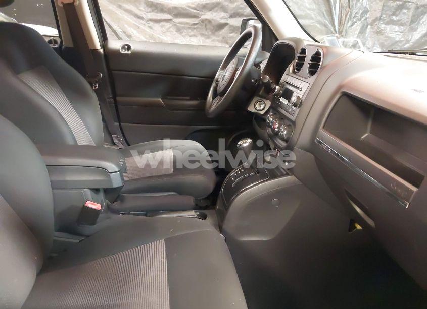 Photo 5 of 2012 Jeep Patriot SPORT (VIN 1C4NJRBB2CD513253)