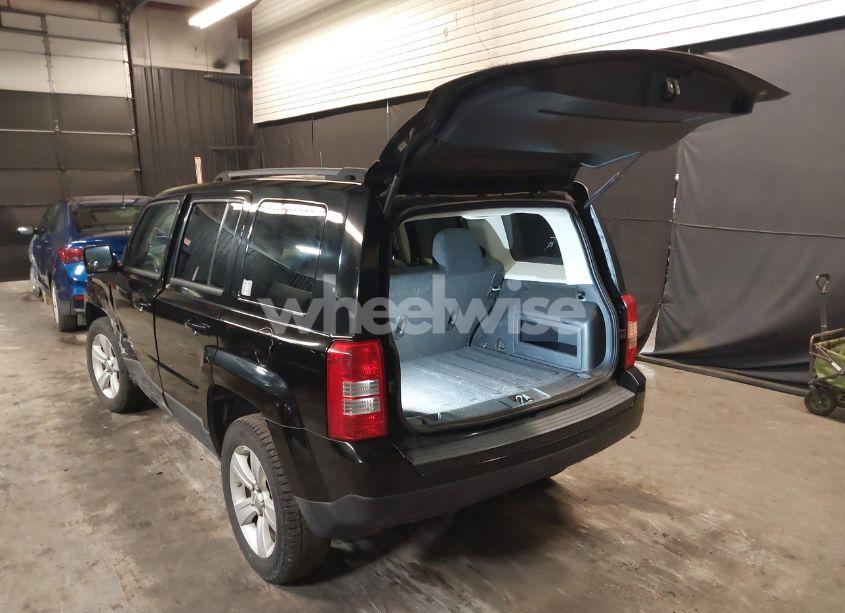 Photo 3 of 2012 Jeep Patriot SPORT (VIN 1C4NJRBB2CD630332)