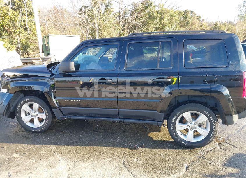 Photo 14 of 2014 Jeep Patriot SPORT (VIN 1C4NJRBB2ED792898)