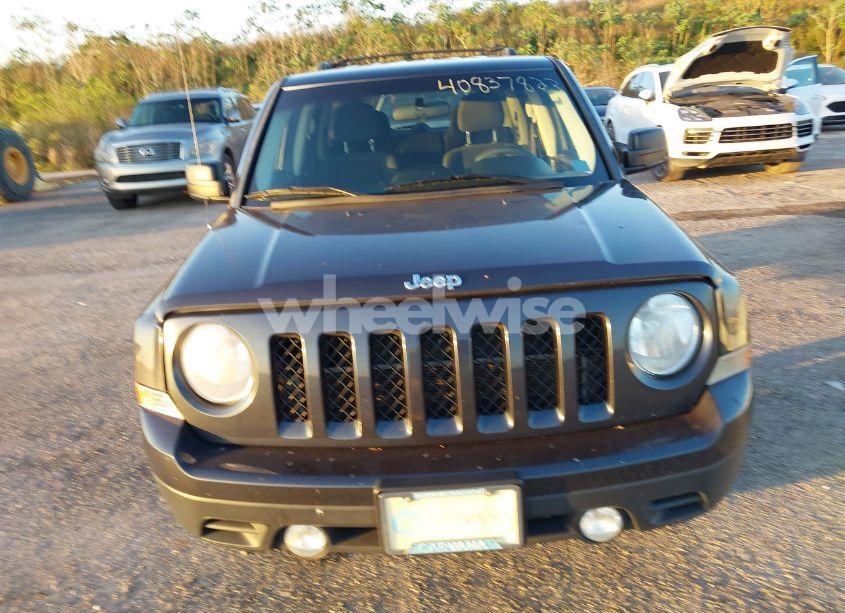 Photo 6 of 2014 Jeep Patriot SPORT (VIN 1C4NJRBB2ED817640)