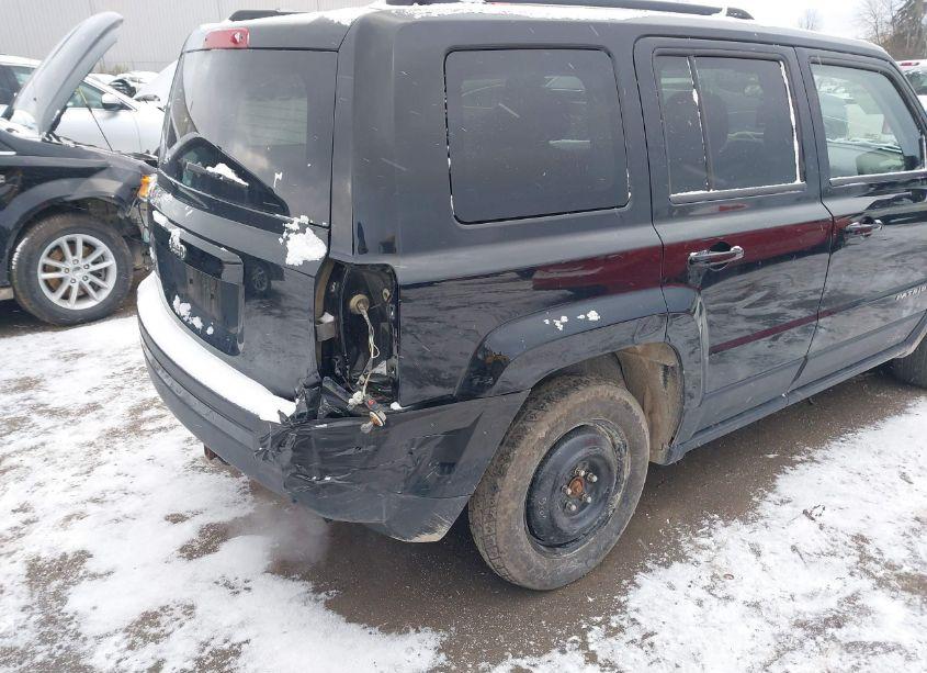 Photo 6 of 2015 Jeep Patriot SPORT (VIN 1C4NJRBB2FD147914)