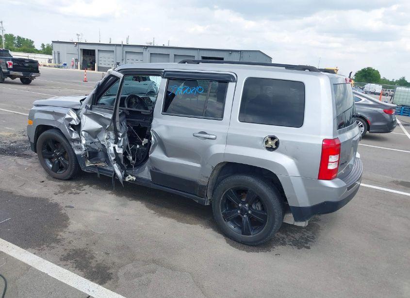 Photo 3 of 2015 Jeep Patriot ALTITUDE EDITION (VIN 1C4NJRBB2FD354321)