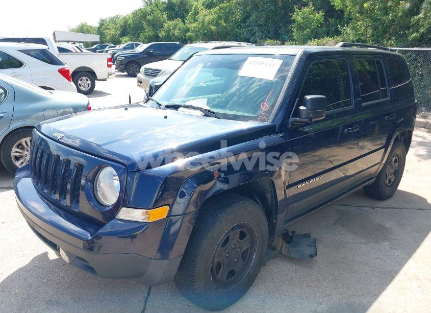 Photo 2 of 2015 Jeep Patriot SPORT (VIN 1C4NJRBB2FD426232)