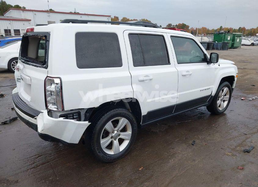 Photo 4 of 2016 Jeep Patriot SPORT (VIN 1C4NJRBB2GD500363)