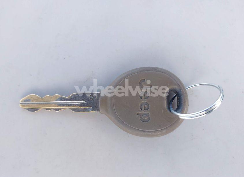 Photo 11 of 2016 Jeep Patriot SPORT (VIN 1C4NJRBB2GD510987)