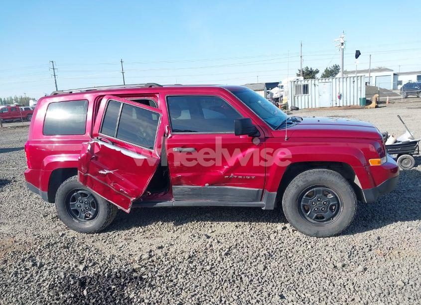 Photo 13 of 2016 Jeep Patriot SPORT (VIN 1C4NJRBB2GD510987)