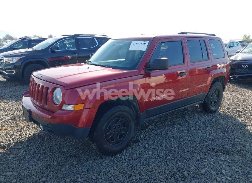 Photo 2 of 2016 Jeep Patriot SPORT (VIN 1C4NJRBB2GD510987)