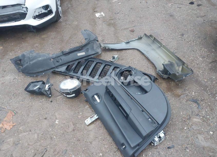 Photo 12 of 2016 Jeep Patriot SPORT (VIN 1C4NJRBB2GD534934)