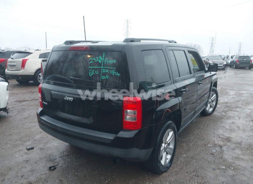 Photo 4 of 2016 Jeep Patriot SPORT (VIN 1C4NJRBB2GD534934)