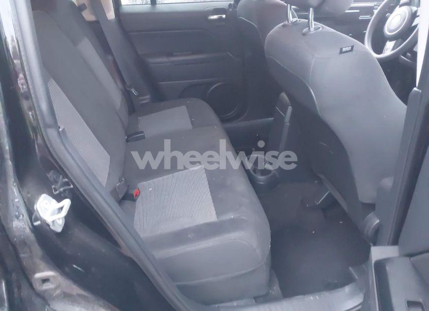 Photo 8 of 2016 Jeep Patriot SPORT (VIN 1C4NJRBB2GD534934)