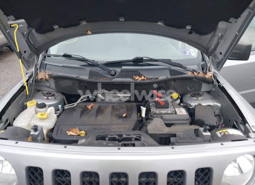 Photo 10 of 2016 Jeep Patriot SPORT (VIN 1C4NJRBB2GD673347)