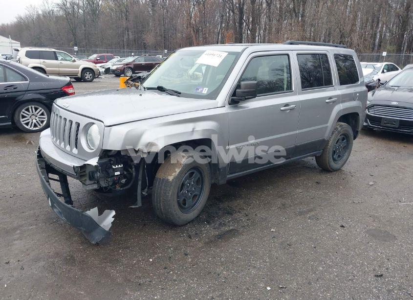 Photo 2 of 2016 Jeep Patriot SPORT (VIN 1C4NJRBB2GD673347)
