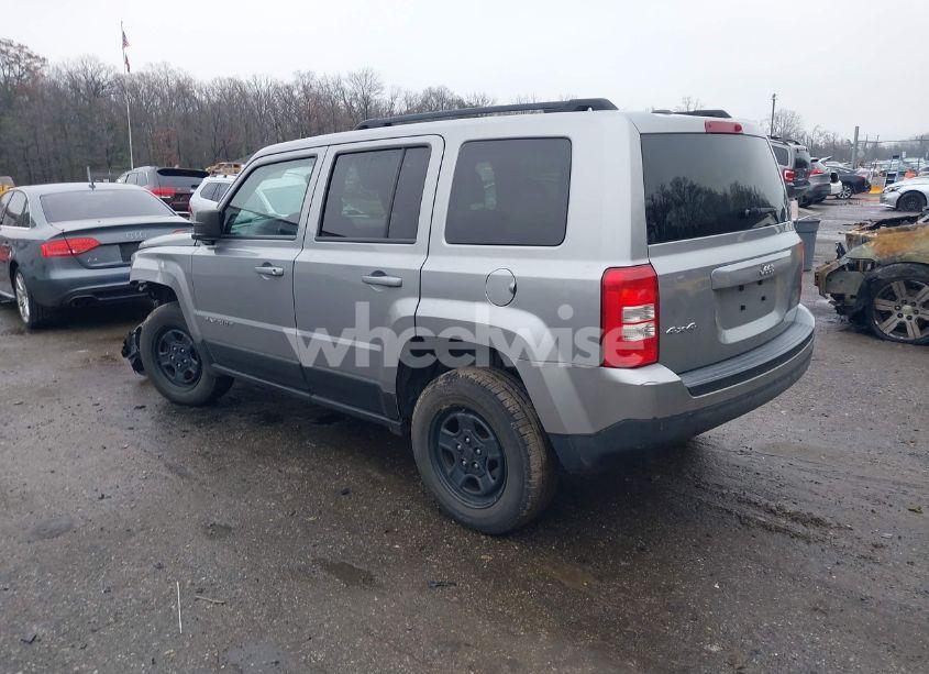 Photo 3 of 2016 Jeep Patriot SPORT (VIN 1C4NJRBB2GD673347)