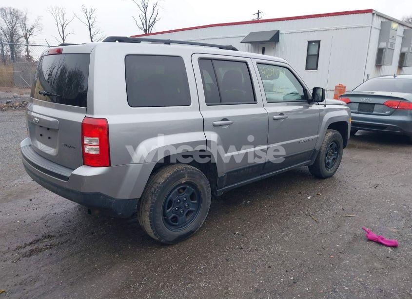 Photo 4 of 2016 Jeep Patriot SPORT (VIN 1C4NJRBB2GD673347)