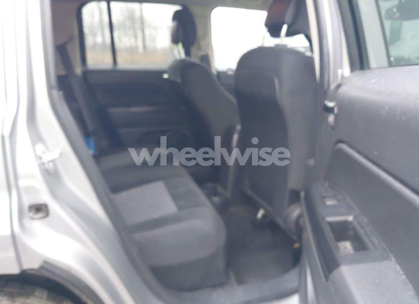 Photo 8 of 2016 Jeep Patriot SPORT (VIN 1C4NJRBB2GD673347)