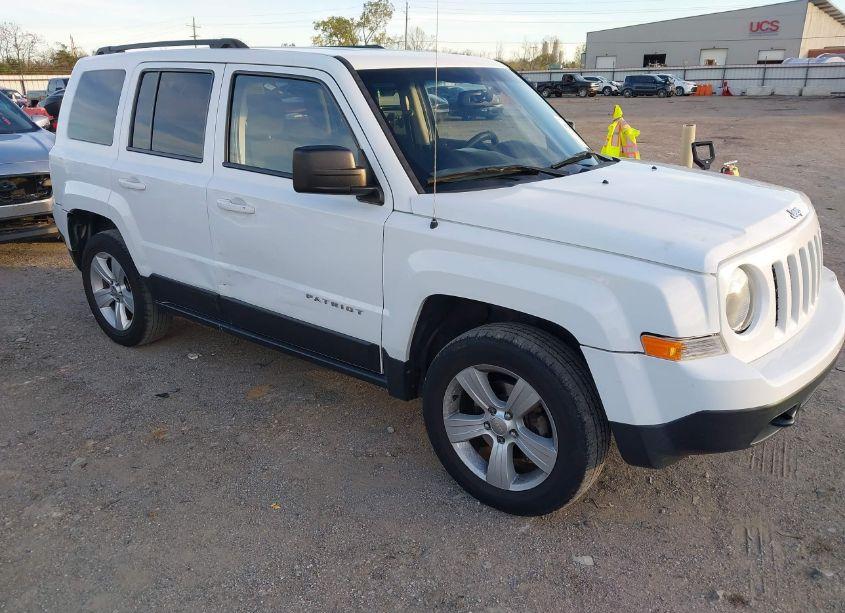 2017 Jeep Patriot SPORT 4X4 (VIN 1C4NJRBB2HD206463) main photo