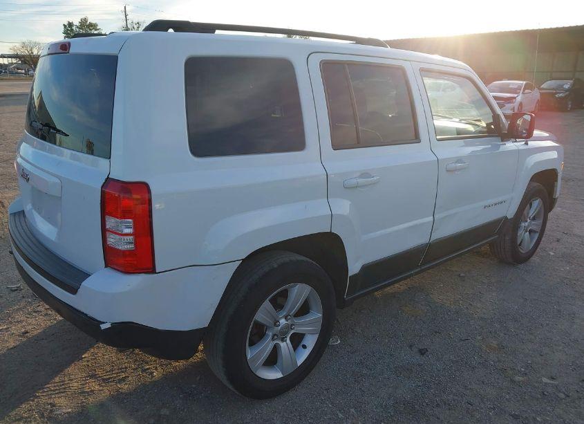 Photo 4 of 2017 Jeep Patriot SPORT 4X4 (VIN 1C4NJRBB2HD206463)