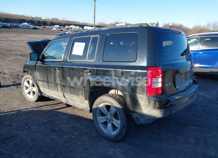 Photo 3 of 2012 Jeep Patriot SPORT (VIN 1C4NJRBB3CD505341)