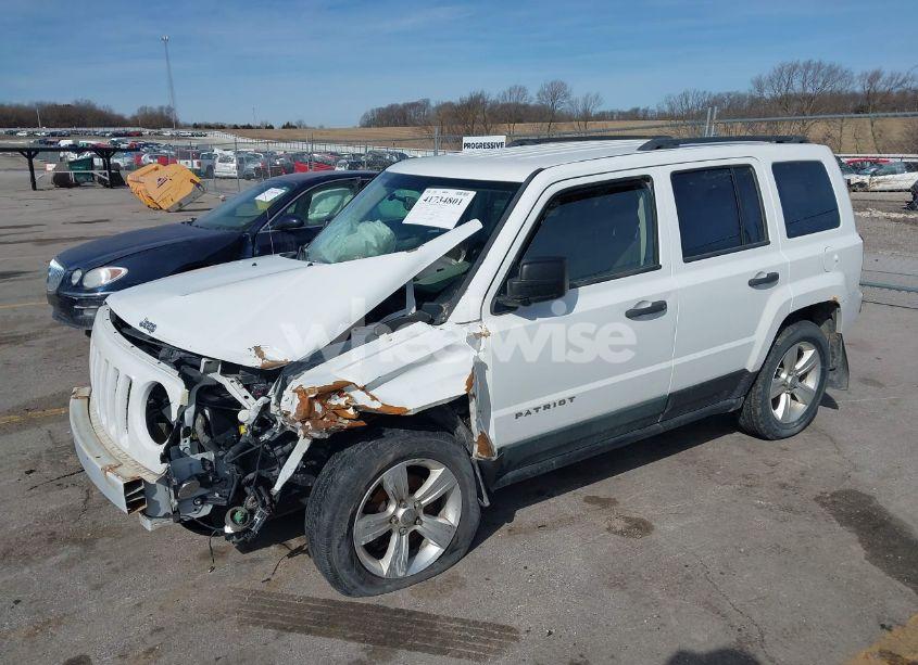 Photo 2 of 2012 Jeep Patriot SPORT (VIN 1C4NJRBB3CD598720)