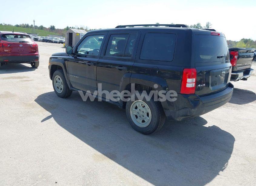 Photo 3 of 2012 Jeep Patriot SPORT (VIN 1C4NJRBB3CD599477)