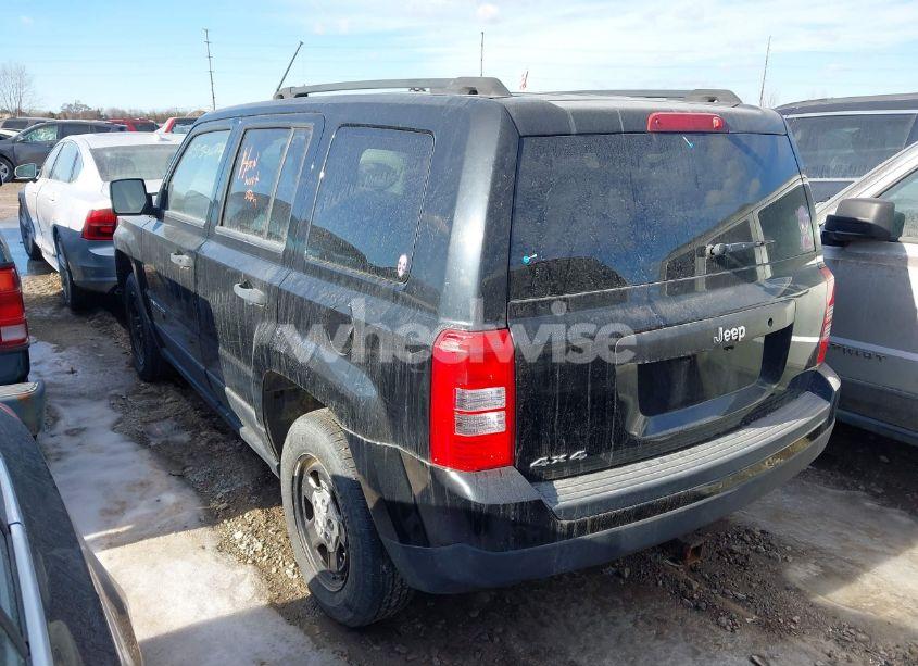 Photo 3 of 2012 Jeep Patriot SPORT (VIN 1C4NJRBB3CD655935)