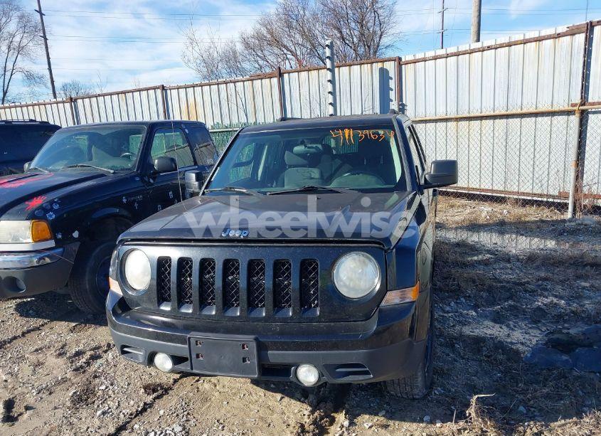 Photo 6 of 2012 Jeep Patriot SPORT (VIN 1C4NJRBB3CD655935)