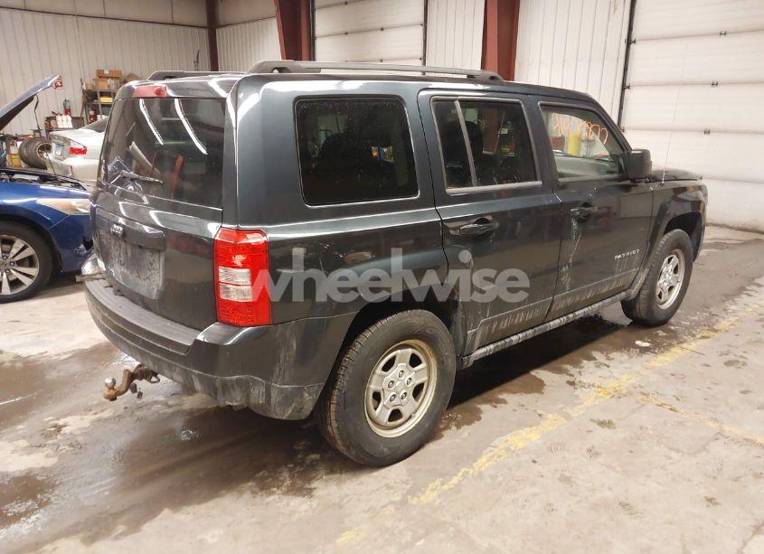 Photo 4 of 2014 Jeep Patriot SPORT (VIN 1C4NJRBB3ED523163)