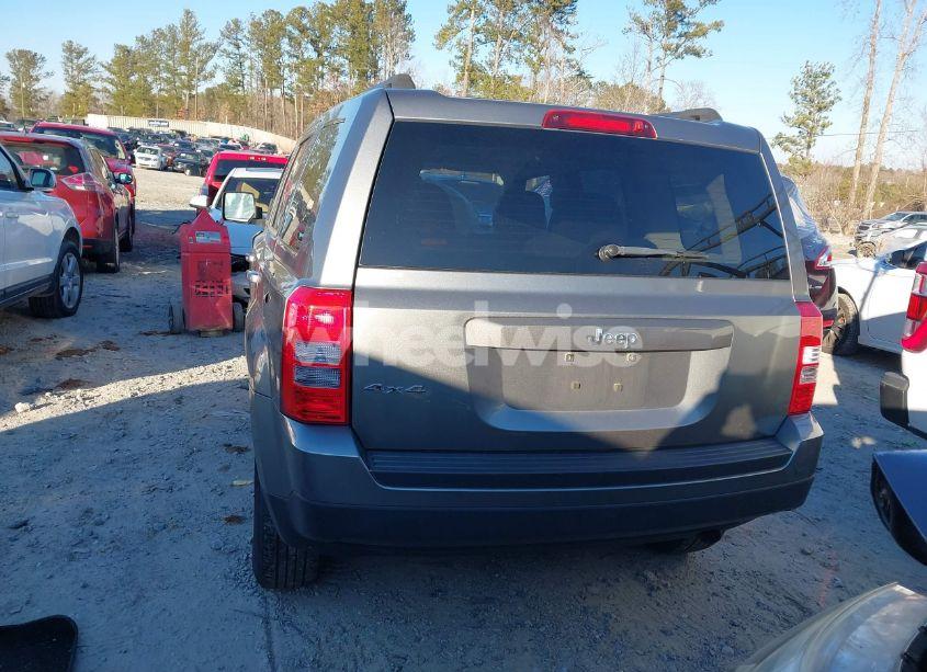 Photo 16 of 2014 Jeep Patriot SPORT (VIN 1C4NJRBB3ED572704)