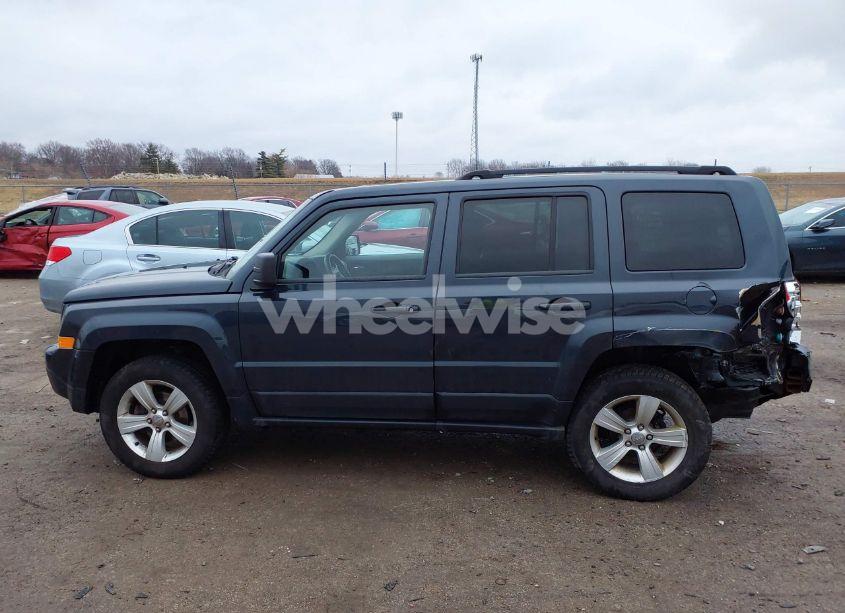 Photo 14 of 2014 Jeep Patriot SPORT (VIN 1C4NJRBB3ED739241)