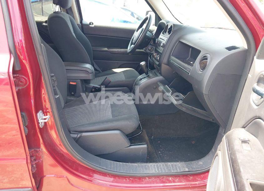 Photo 5 of 2016 Jeep Patriot SPORT (VIN 1C4NJRBB3GD546283)