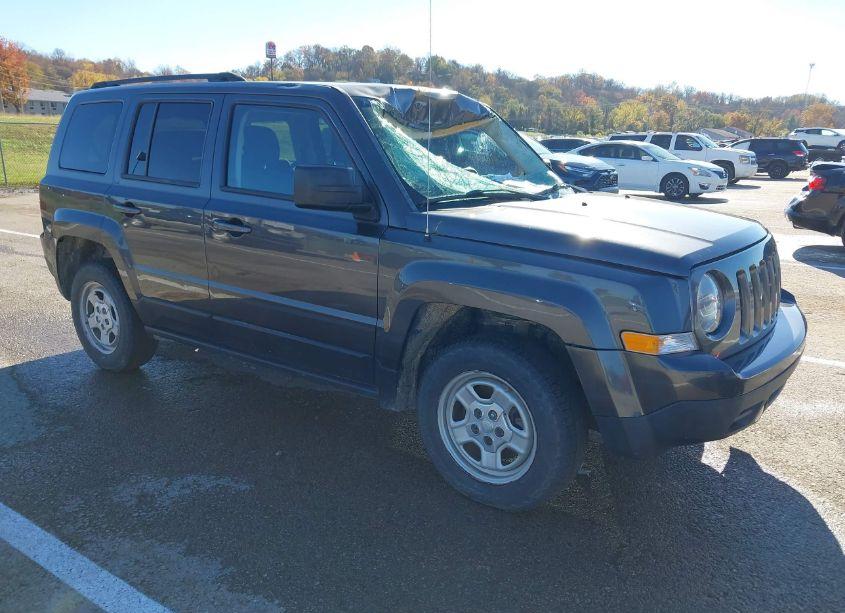 2017 Jeep Patriot SPORT 4X4 (VIN 1C4NJRBB3HD104850) main photo