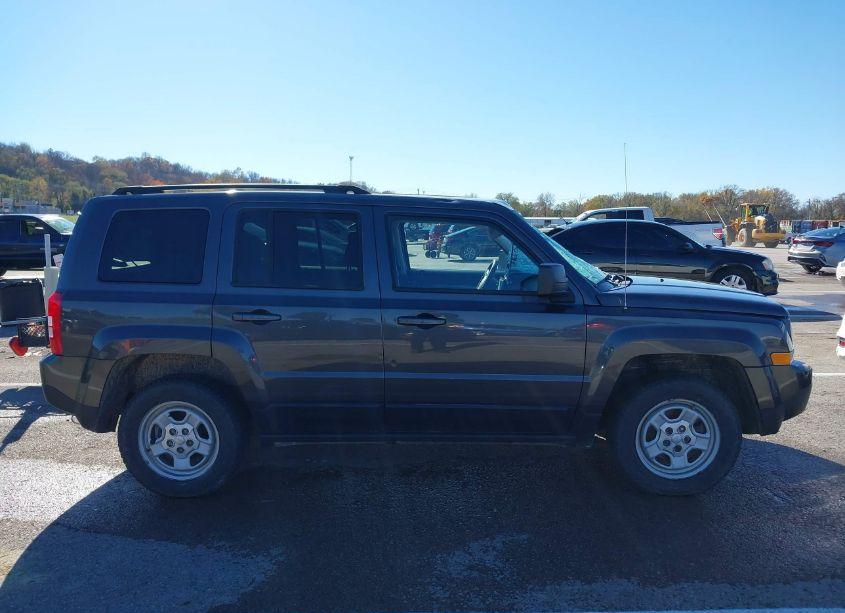 Photo 13 of 2017 Jeep Patriot SPORT 4X4 (VIN 1C4NJRBB3HD104850)