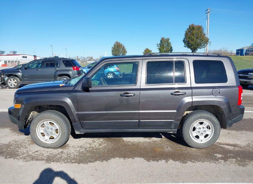 Photo 14 of 2017 Jeep Patriot SPORT 4X4 (VIN 1C4NJRBB3HD104850)