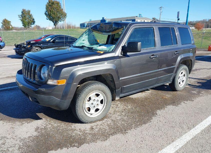 Photo 2 of 2017 Jeep Patriot SPORT 4X4 (VIN 1C4NJRBB3HD104850)
