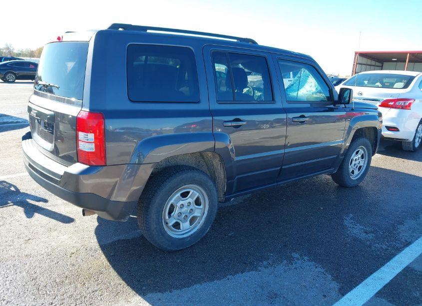 Photo 4 of 2017 Jeep Patriot SPORT 4X4 (VIN 1C4NJRBB3HD104850)