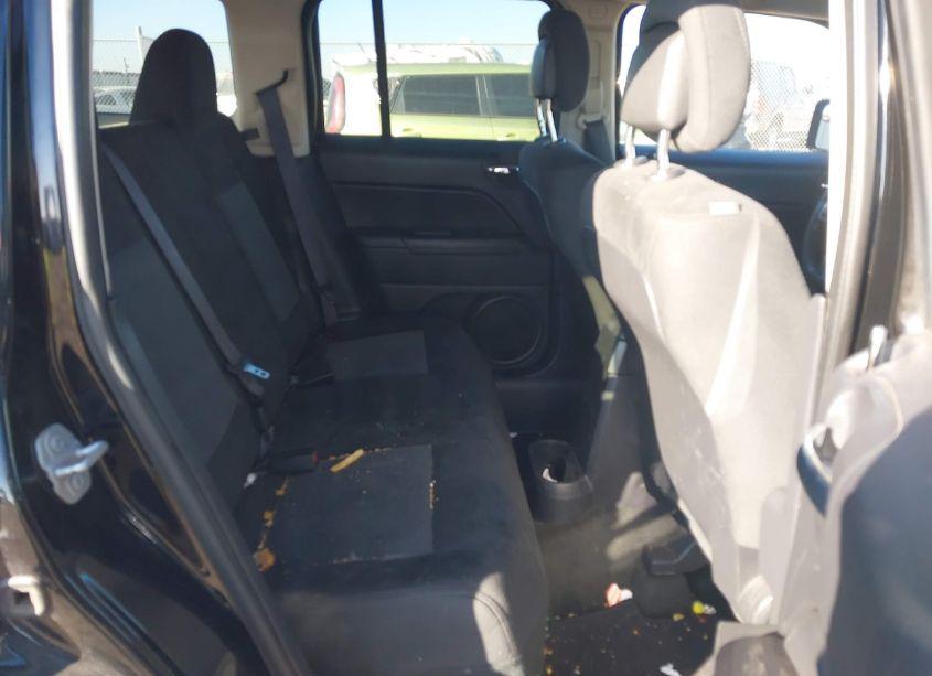 Photo 8 of 2017 Jeep Patriot SPORT 4X4 (VIN 1C4NJRBB3HD197000)