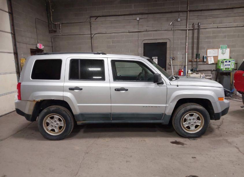 Photo 13 of 2012 Jeep Patriot SPORT (VIN 1C4NJRBB4CD505347)
