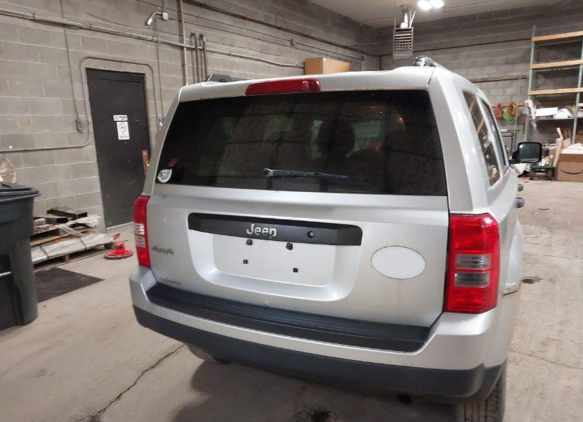 Photo 16 of 2012 Jeep Patriot SPORT (VIN 1C4NJRBB4CD505347)