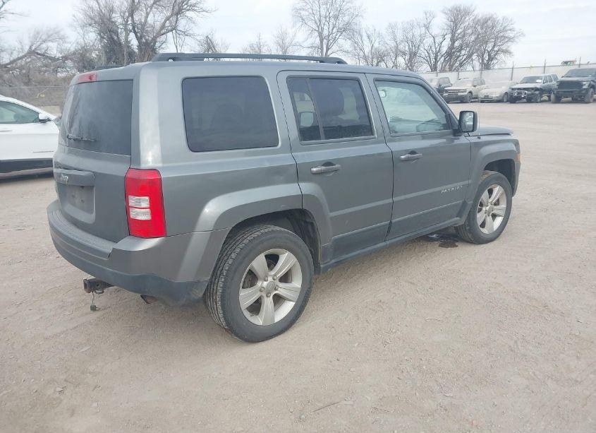 Photo 4 of 2012 Jeep Patriot SPORT (VIN 1C4NJRBB4CD537831)