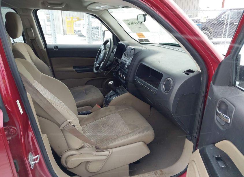 Photo 5 of 2012 Jeep Patriot SPORT (VIN 1C4NJRBB4CD577133)