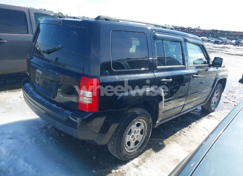 Photo 4 of 2012 Jeep Patriot SPORT (VIN 1C4NJRBB4CD589198)