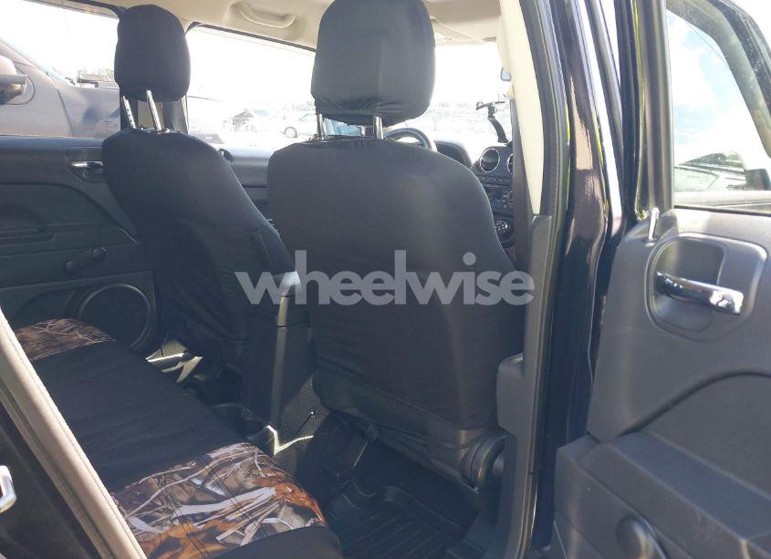 Photo 8 of 2012 Jeep Patriot SPORT (VIN 1C4NJRBB4CD589198)