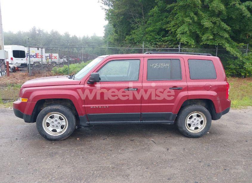 Photo 12 of 2012 Jeep Patriot SPORT (VIN 1C4NJRBB4CD651215)