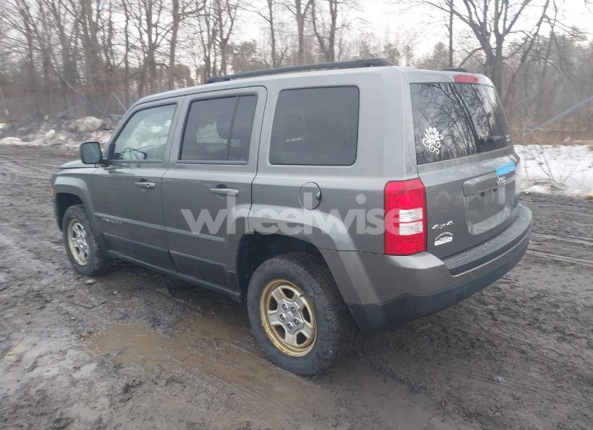 Photo 3 of 2012 Jeep Patriot SPORT (VIN 1C4NJRBB4CD663395)