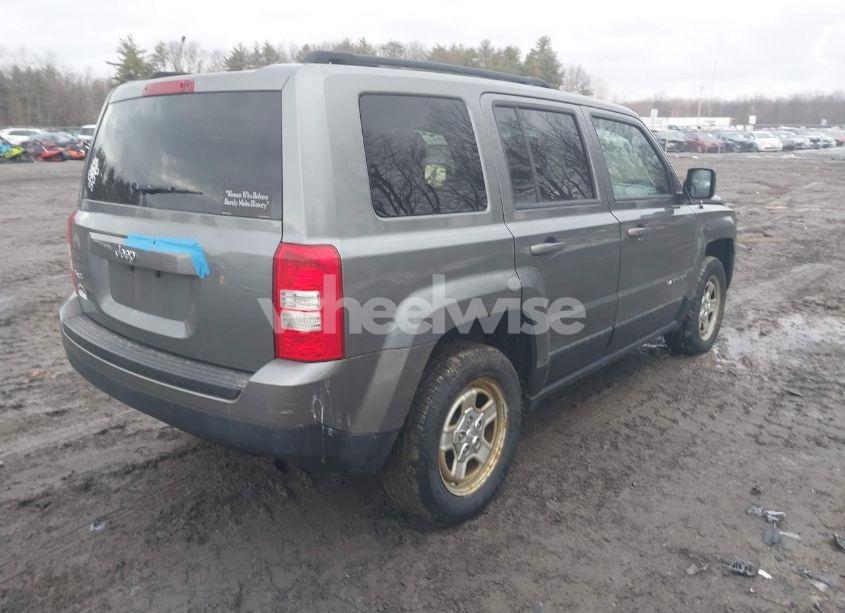 Photo 4 of 2012 Jeep Patriot SPORT (VIN 1C4NJRBB4CD663395)