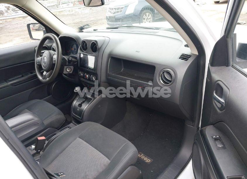 Photo 5 of 2012 Jeep Patriot SPORT (VIN 1C4NJRBB4CD690807)