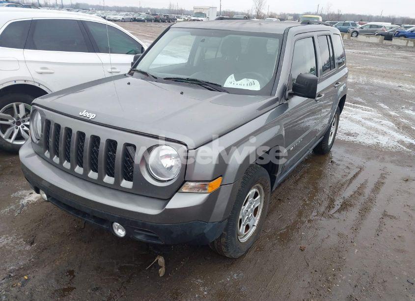 Photo 2 of 2013 Jeep Patriot SPORT (VIN 1C4NJRBB4DD271373)