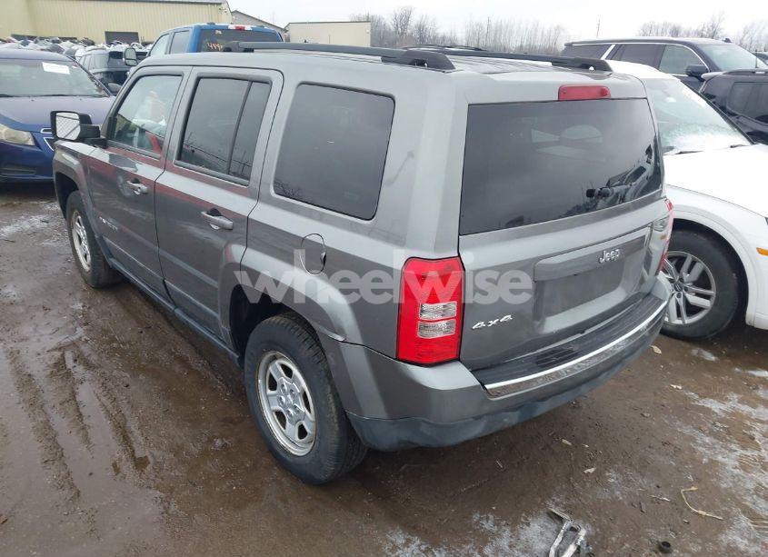 Photo 3 of 2013 Jeep Patriot SPORT (VIN 1C4NJRBB4DD271373)